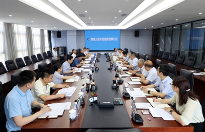 市人大财经委、常委会预算工委到凯时尊龙人生就是博集团开展事情调研