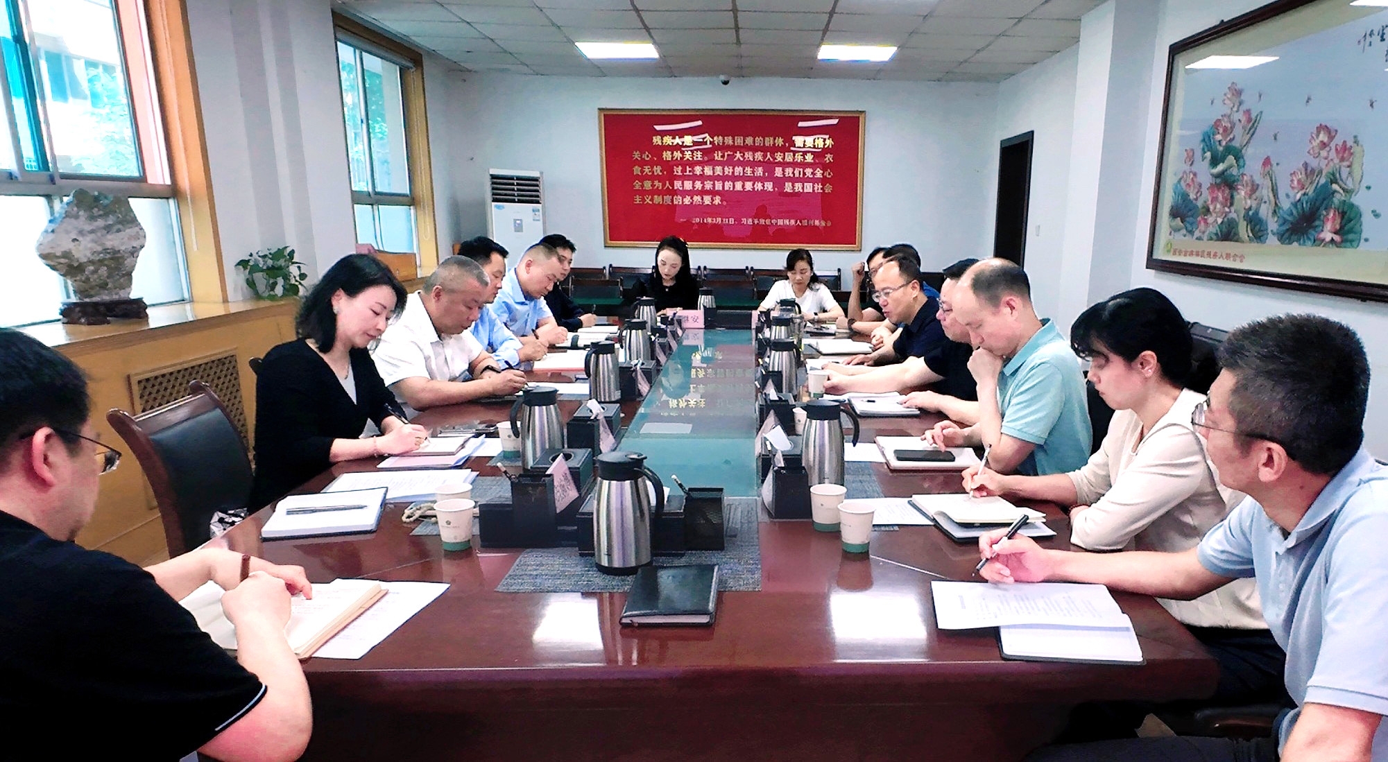 强盛一行赴西安市残疾人联合会开展专题调研——共商残疾人康复养老事业生长，，，，，，探索科技助残效劳新模式